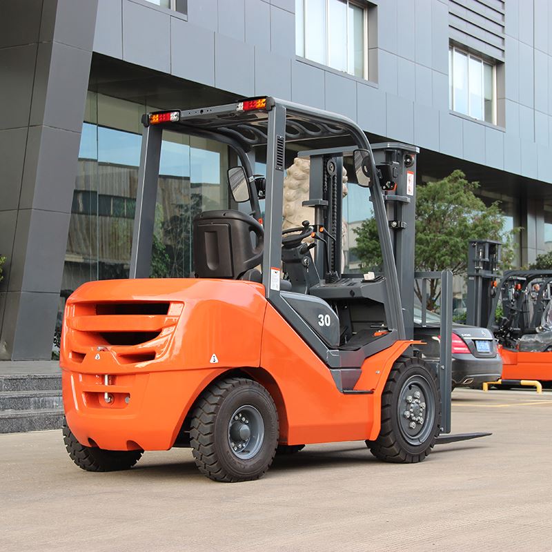 Xe nâng Diesel công nghiệp được chứng nhận CE